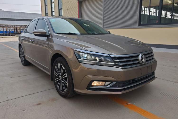 Used Volkswagen Passat 2017 330TSI DSG Prestige Edition Front Right 45 Deg