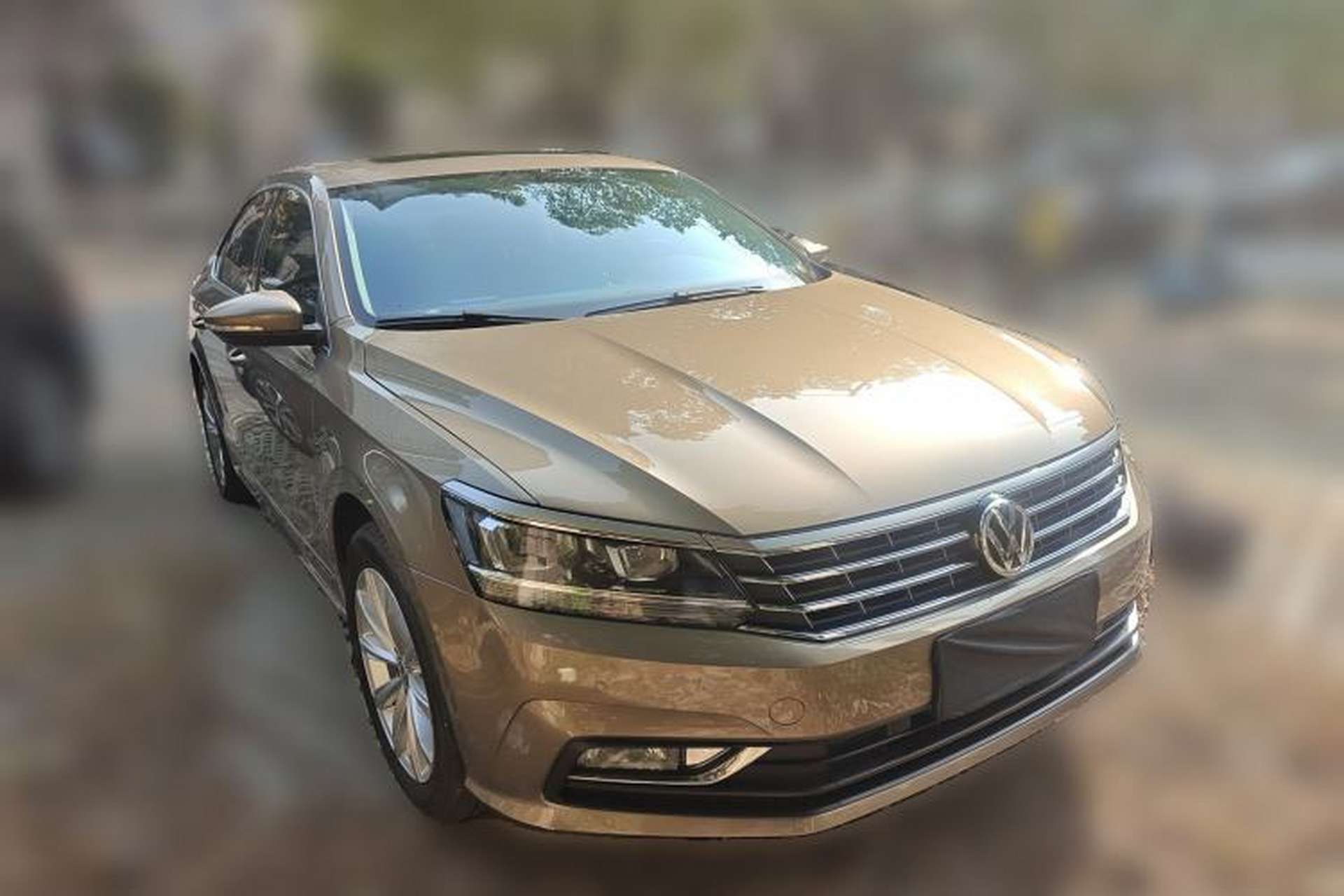 Used Volkswagen Passat 2017 330TSI DSG Luxury Edition Front Right 45 Deg