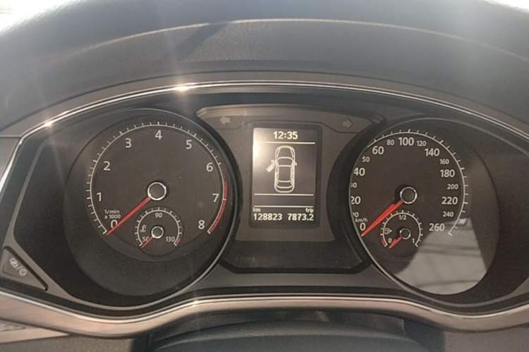 Used Volkswagen Passat 2017 280TSI DSG Luxury Edition Instrument Cluster