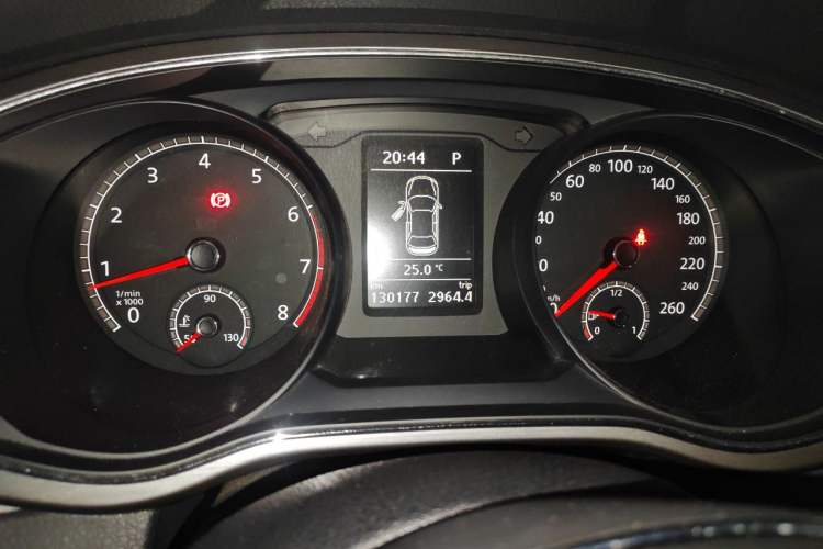 Used Volkswagen Passat 2017 280TSI DSG Luxury Edition Instrument Cluster