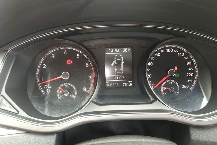 Used Volkswagen Passat 2017 330TSI DSG Luxury Edition Instrument Cluster