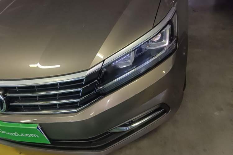 Used Volkswagen Passat 2017 280TSI DSG Luxury Edition Left Front Headlight