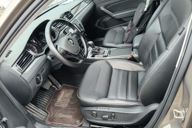 Used Volkswagen Passat 2017 330TSI DSG Prestige Edition Left Front Seat