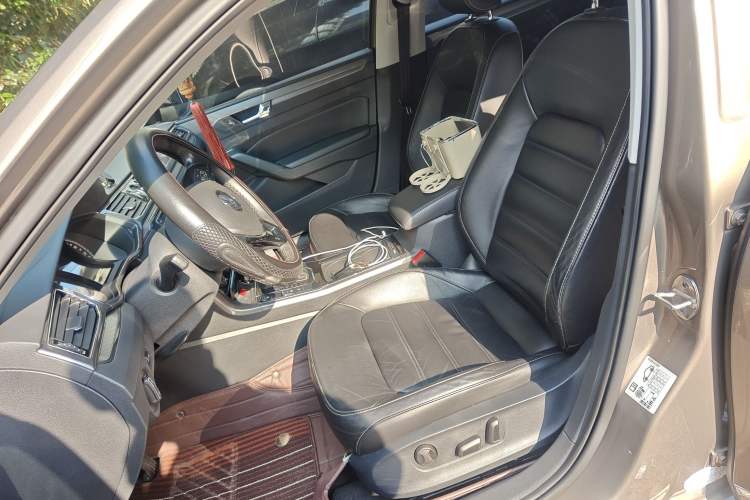 Used Volkswagen Passat 2017 330TSI DSG Luxury Edition Left Front Seat