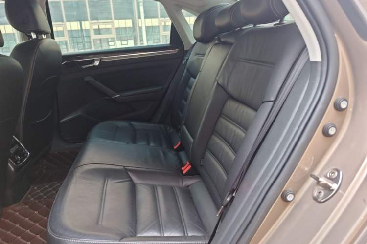 Used Volkswagen Passat 2017 330TSI DSG Prestige Edition Left Rear Seat