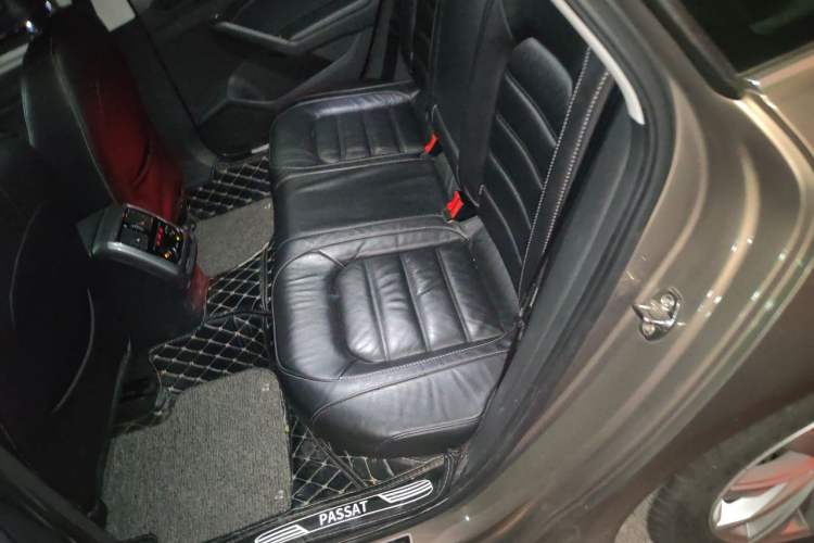 Used Volkswagen Passat 2017 330TSI DSG Luxury Edition Left Rear Seat
