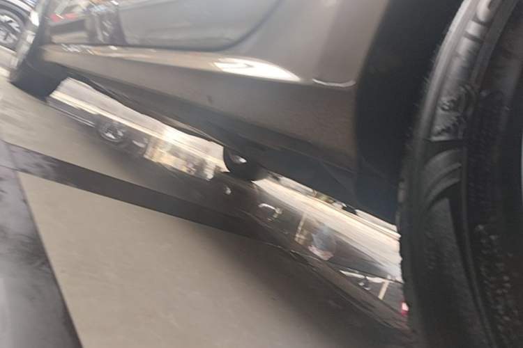 Used Volkswagen Passat 2017 280TSI DSG Luxury Edition Left Side Sill