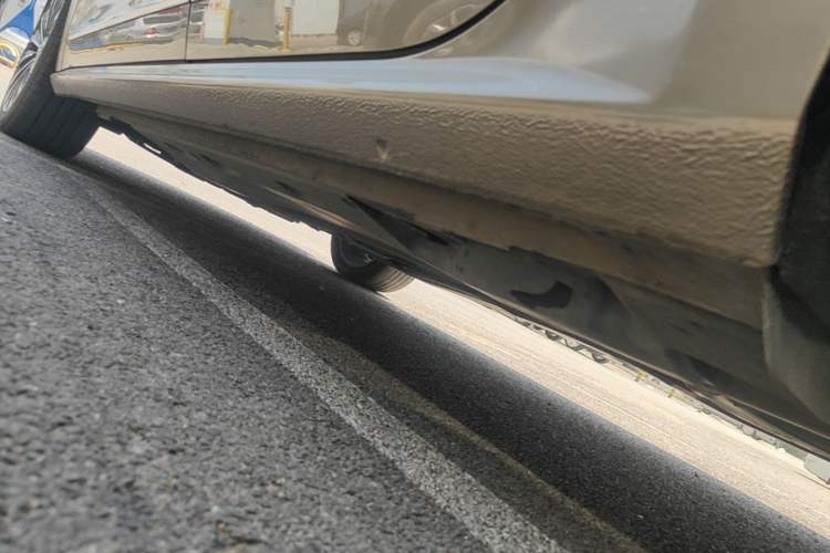 Used Volkswagen Passat 2017 330TSI DSG Prestige Edition Left Side Sill