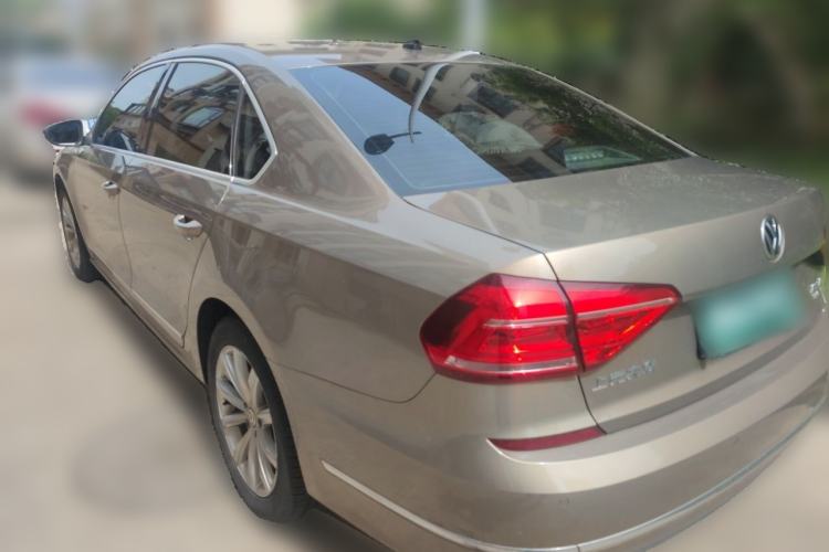 Used Volkswagen Passat 2017 330TSI DSG Luxury Edition Rear Left 45 Deg