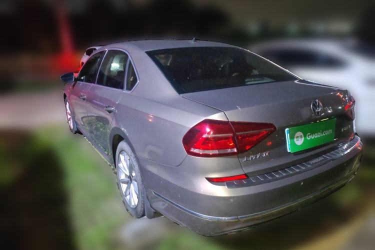 Used Volkswagen Passat 2017 280TSI DSG Luxury Edition Rear Left 45 Deg