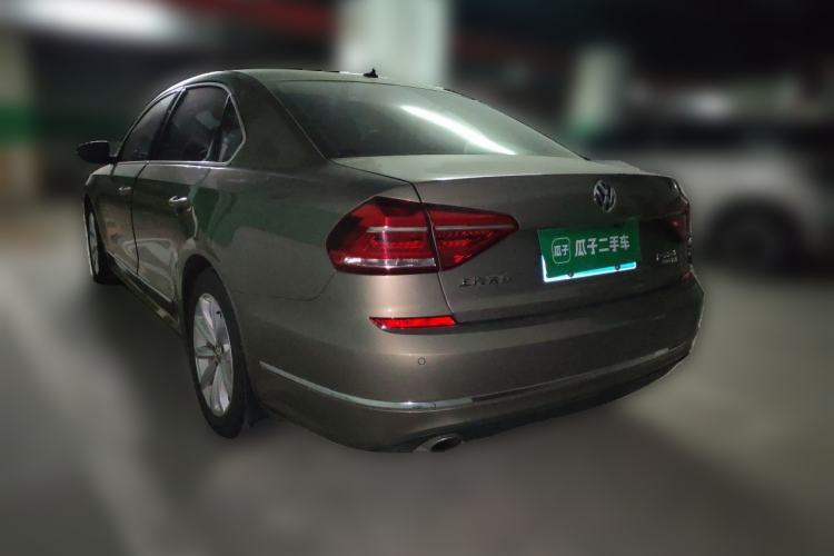 Used Volkswagen Passat 2017 330TSI DSG Luxury Edition Rear Left 45 Deg