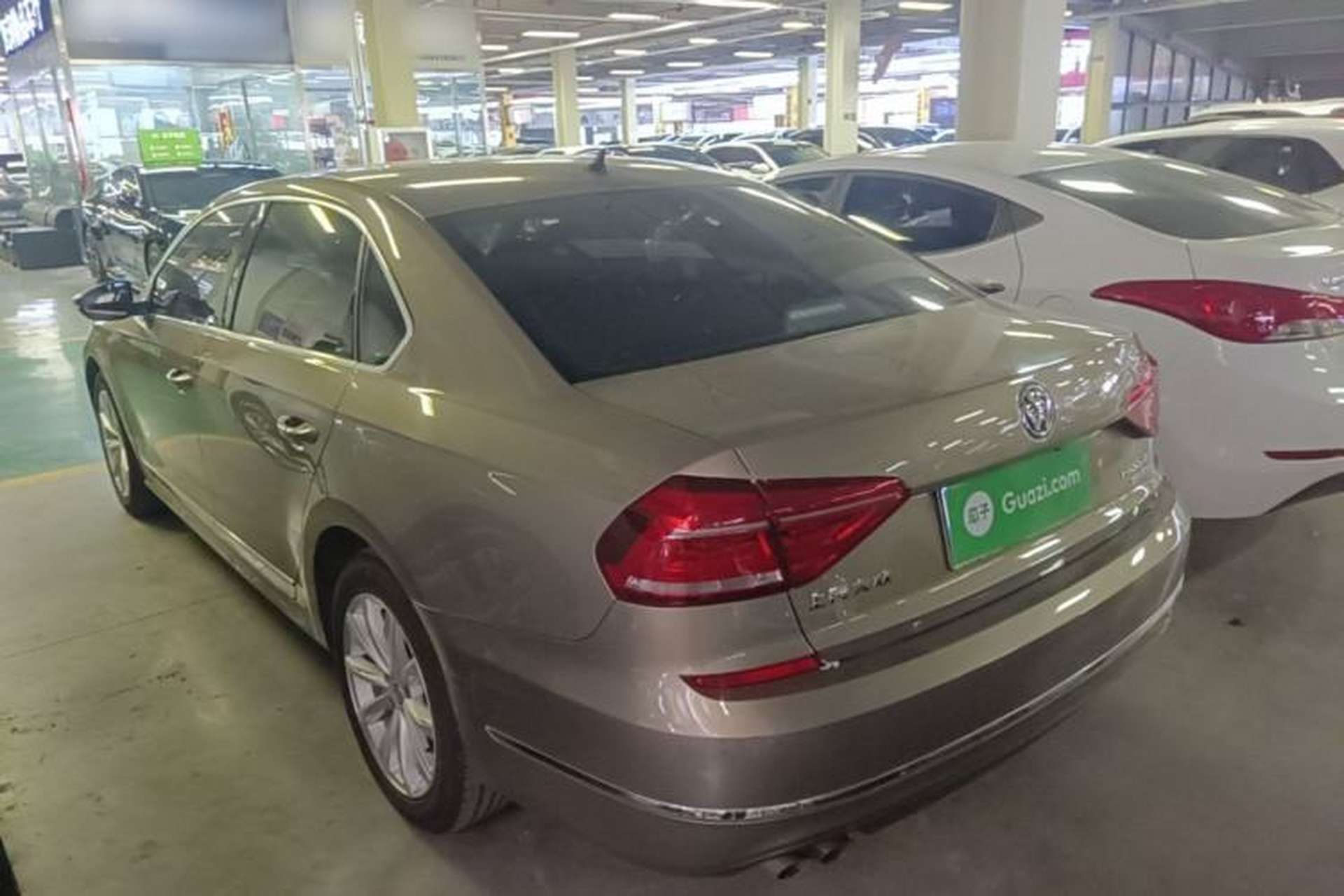 Used Volkswagen Passat 2017 280TSI DSG Luxury Edition Rear Left 45 Deg