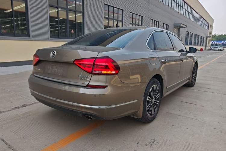 Used Volkswagen Passat 2017 330TSI DSG Prestige Edition Rear Right 45 Deg