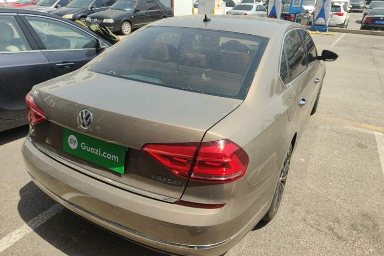 Used Volkswagen Passat 2017 330TSI DSG Prestige Edition Rear Right 45 Deg