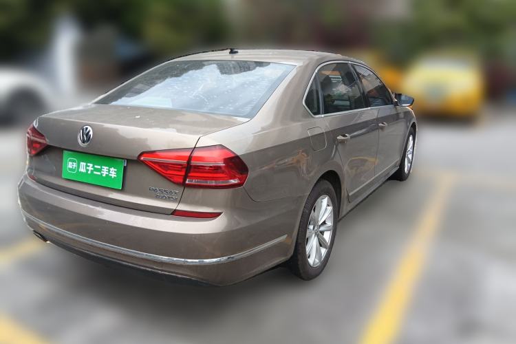Used Volkswagen Passat 2017 280TSI DSG Luxury Edition Rear Right 45 Deg
