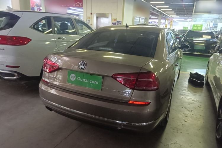 Used Volkswagen Passat 2017 280TSI DSG Luxury Edition Rear Right 45 Deg