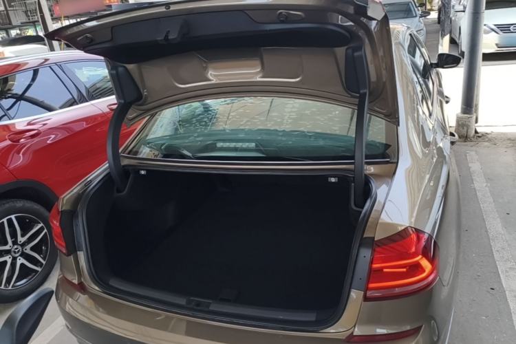 Used Volkswagen Passat 2017 330TSI DSG Luxury Edition Trunk