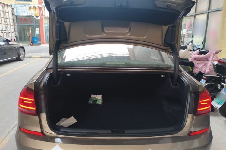 Used Volkswagen Passat 2017 280TSI DSG Luxury Edition Trunk
