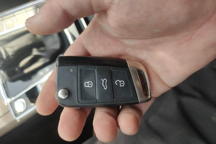 Used Volkswagen Passat 2017 330TSI DSG Prestige Edition Vehicle Key