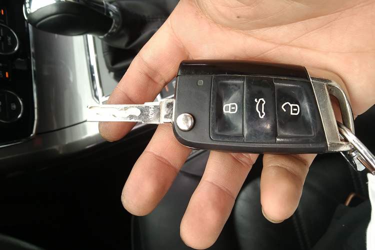Used Volkswagen Passat 2017 330TSI DSG Luxury Edition Vehicle Key
