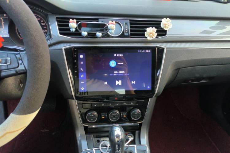 Used Volkswagen Passat 2017 330TSI DSG Luxury Edition Audio And AC Panel
