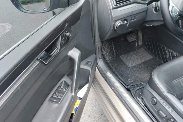 Used Volkswagen Passat 2017 330TSI DSG Prestige Edition Driver Seat