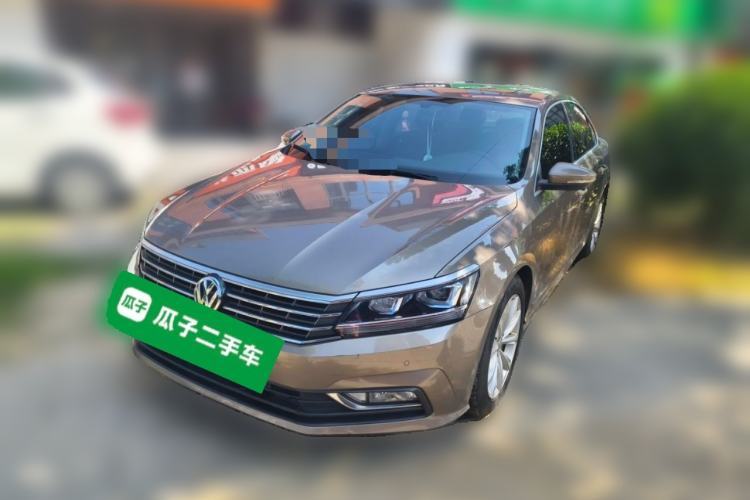 Volkswagen Passat 2017 330TSI DSG Luxury Edition usata Guazi used car, China used car export, Used car for sale, Used cars, Cheapest cars for sale