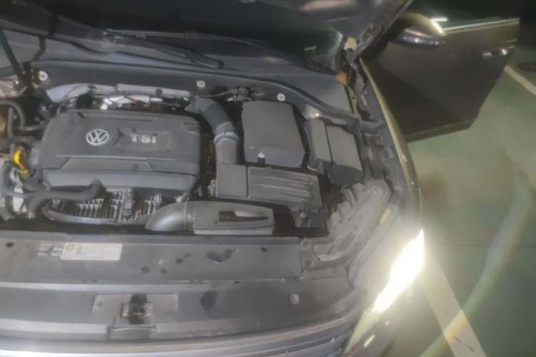 Used Volkswagen Passat 2017 330TSI DSG Prestige Edition Engine Bay Left