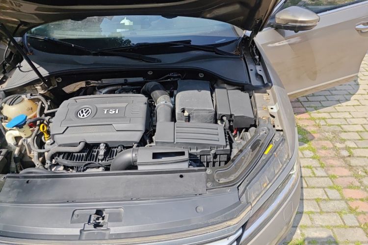 Used Volkswagen Passat 2017 330TSI DSG Prestige Edition Engine Bay Left