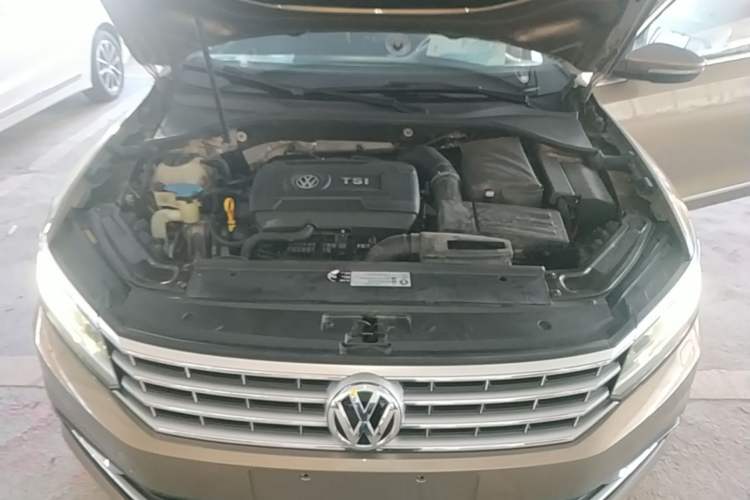 Used Volkswagen Passat 2017 330TSI DSG Prestige Edition Engine Bay