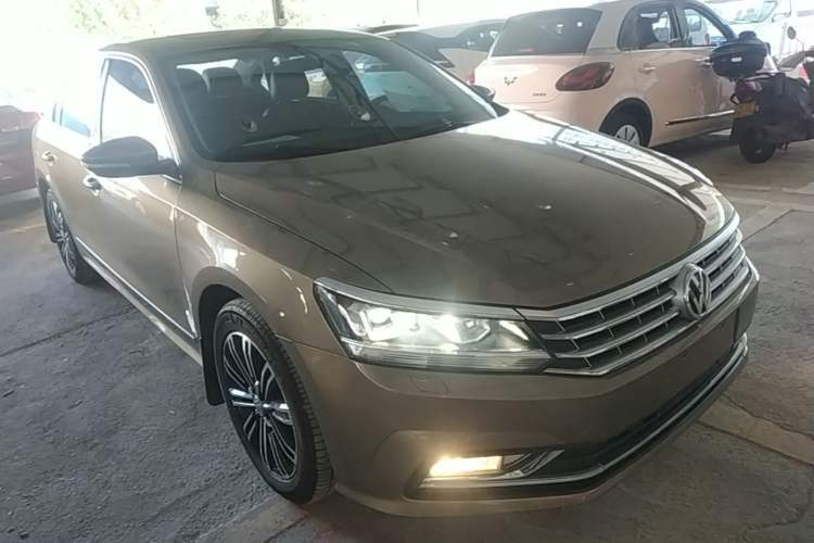 Used Volkswagen Passat 2017 330TSI DSG Prestige Edition Exterior 1