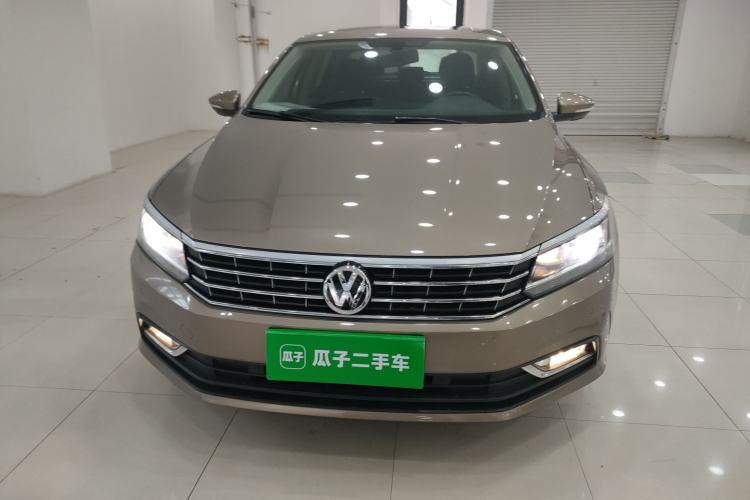 Used Volkswagen Passat 2017 330TSI DSG Luxury Edition Exterior 1
