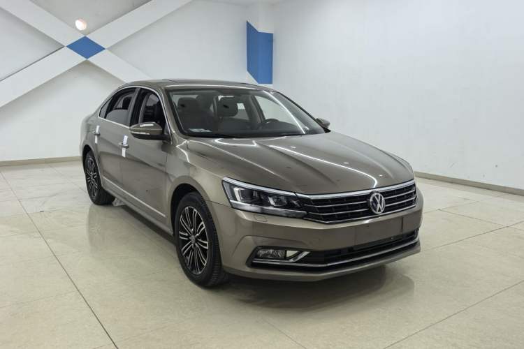 Used Volkswagen Passat 2017 330TSI DSG Prestige Edition Exterior 2