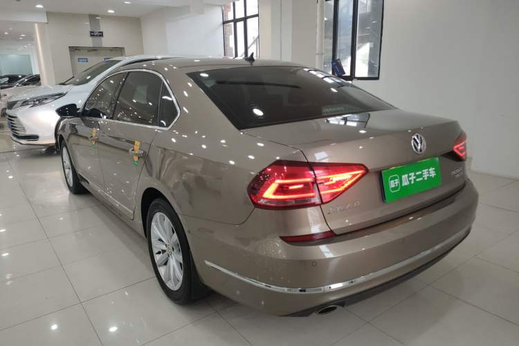 Used Volkswagen Passat 2017 330TSI DSG Luxury Edition Exterior 3