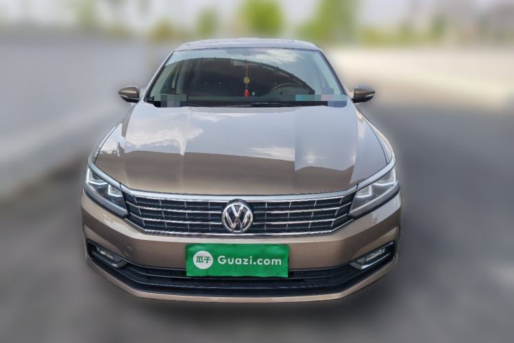 Used Volkswagen Passat 2017 330TSI DSG Luxury Edition Front