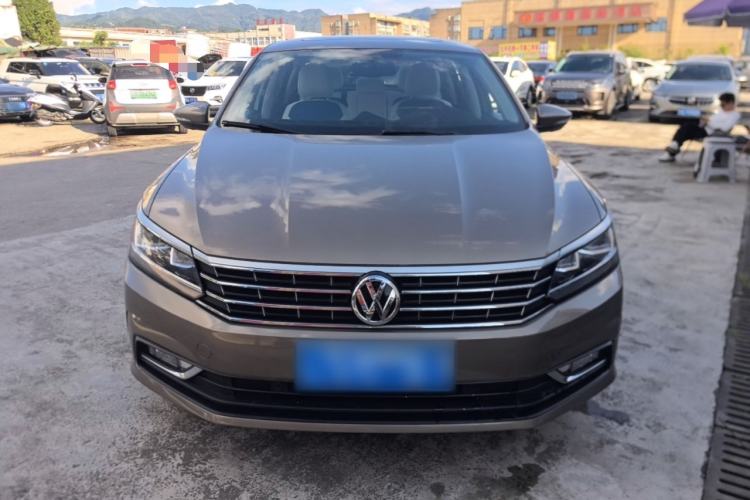 Used Volkswagen Passat 2017 330TSI DSG Luxury Edition Front