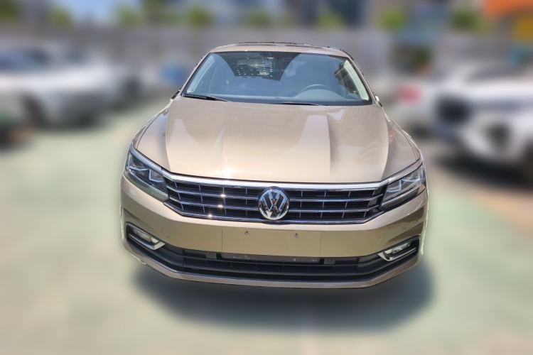 Used Volkswagen Passat 2017 330TSI DSG Luxury Edition Front