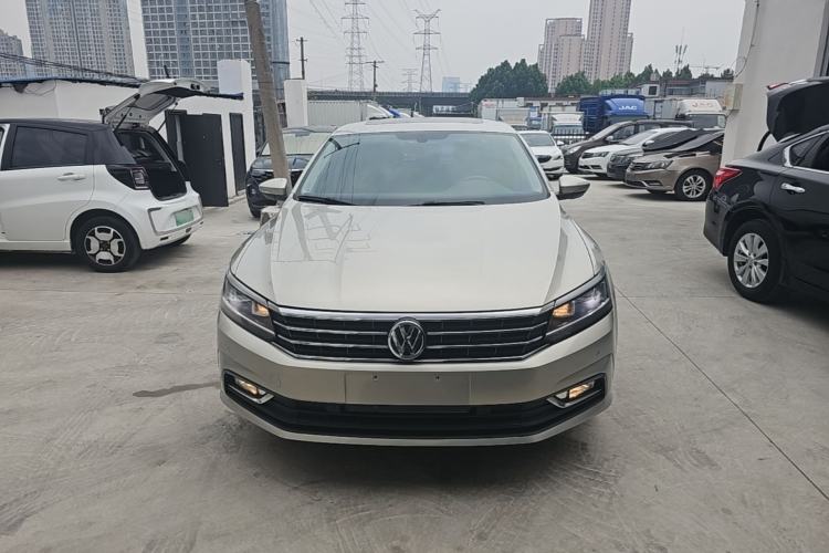 Used Volkswagen Passat 2017 330TSI DSG Luxury Edition Front