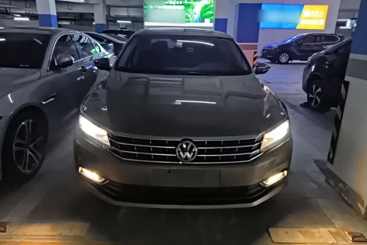 Used Volkswagen Passat 2017 330TSI DSG Luxury Edition Front