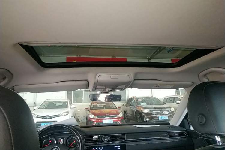 Used Volkswagen Passat 2017 330TSI DSG Prestige Edition Headliner