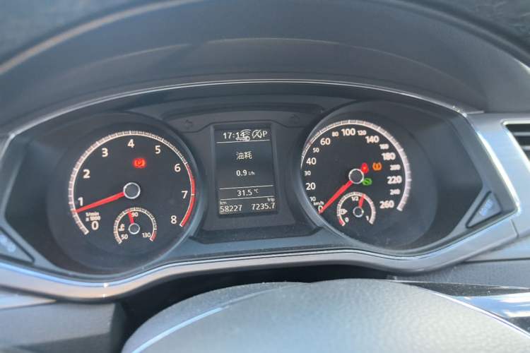 Used Volkswagen Passat 2017 330TSI DSG Luxury Edition Instrument Cluster