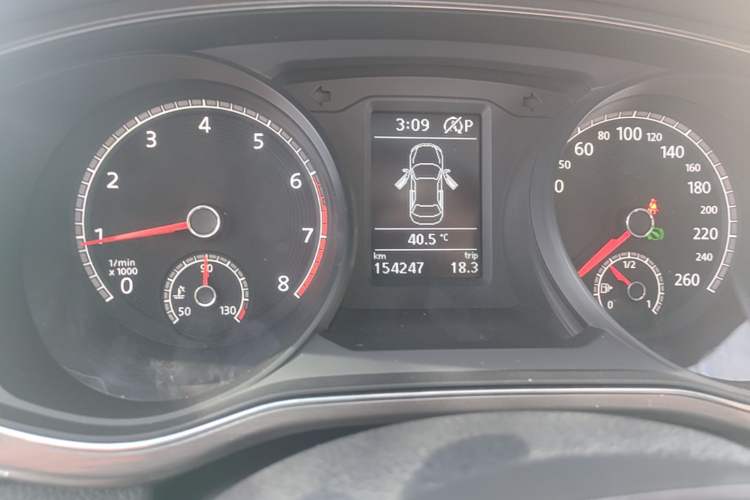 Used Volkswagen Passat 2017 330TSI DSG Luxury Edition Instrument Cluster