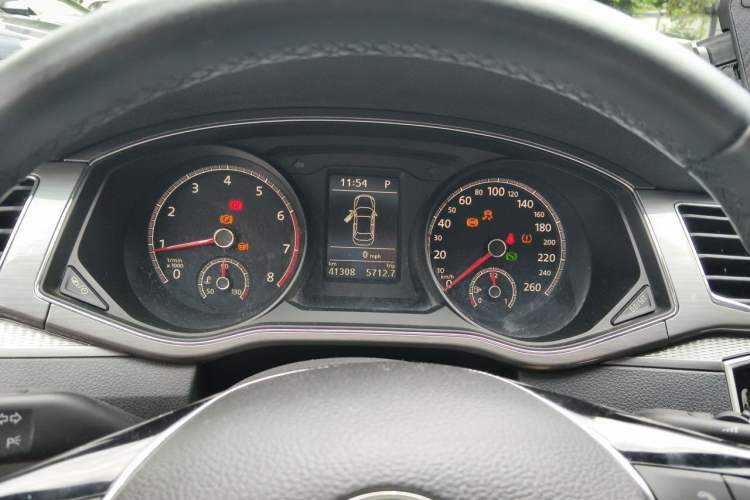 Used Volkswagen Passat 2017 330TSI DSG Luxury Edition Instrument Cluster