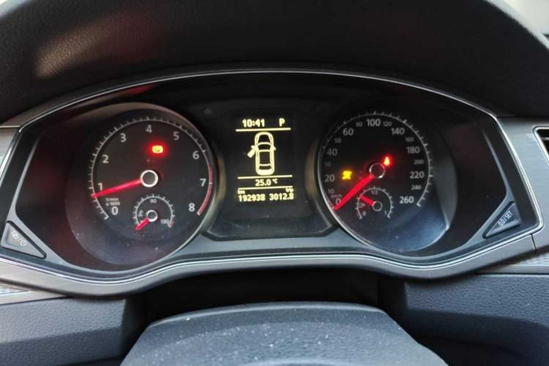 Used Volkswagen Passat 2017 330TSI DSG Luxury Edition Instrument Cluster