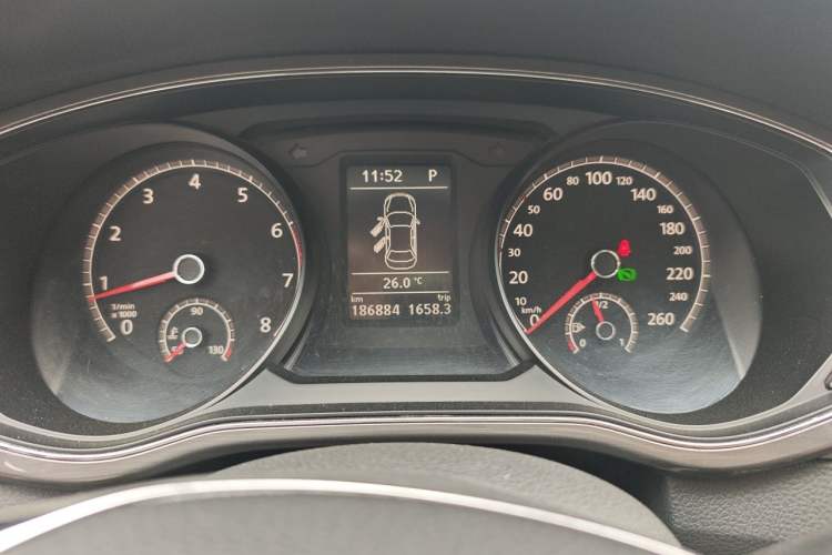 Used Volkswagen Passat 2017 280TSI DSG Luxury Edition Instrument Cluster