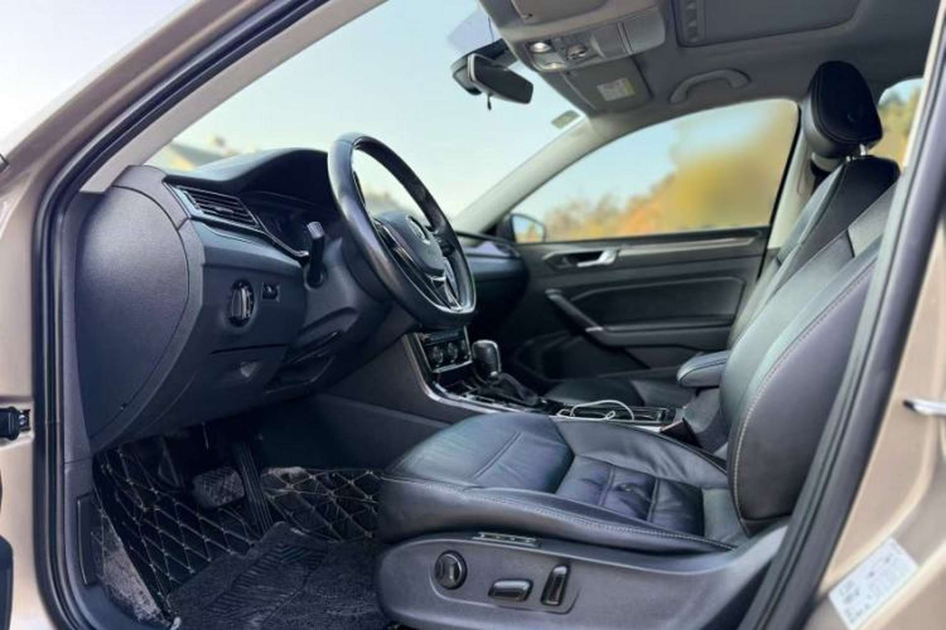 Used Volkswagen Passat 2017 330TSI DSG Prestige Edition Interior 1