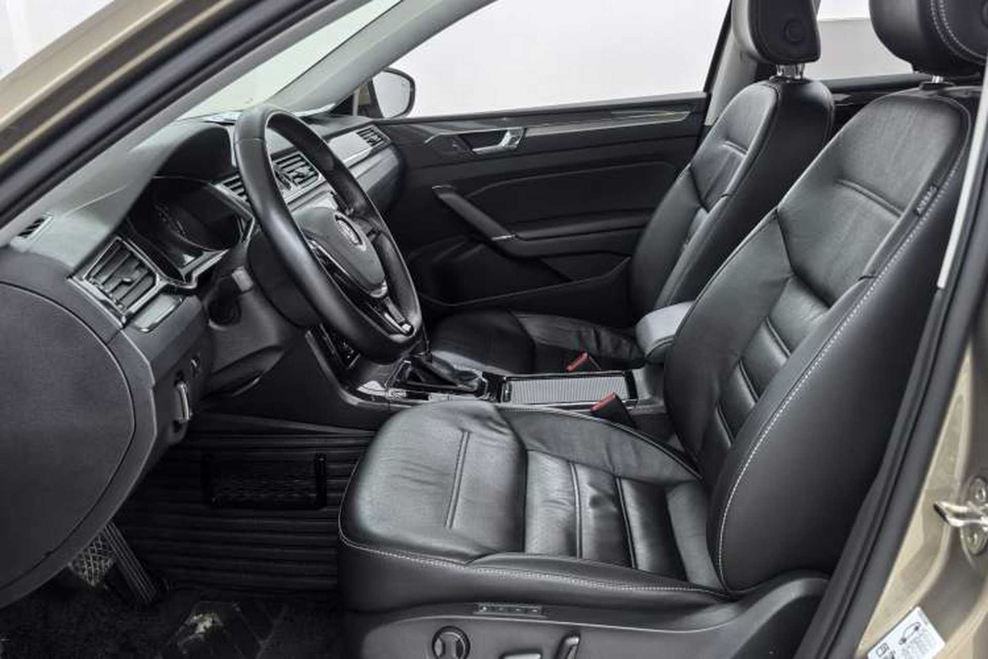 Used Volkswagen Passat 2017 330TSI DSG Prestige Edition Interior 3
