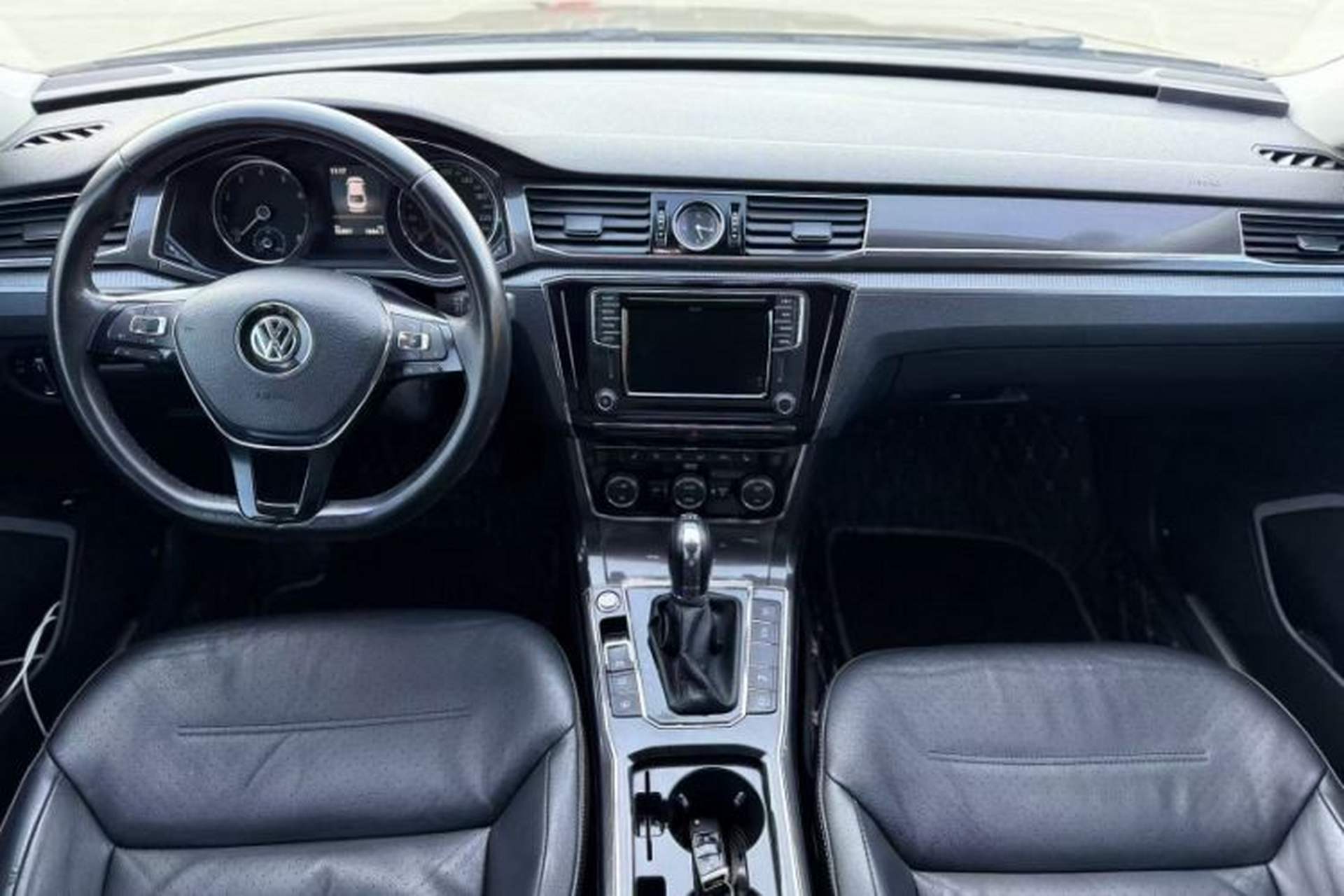 Used Volkswagen Passat 2017 330TSI DSG Prestige Edition Interior 3