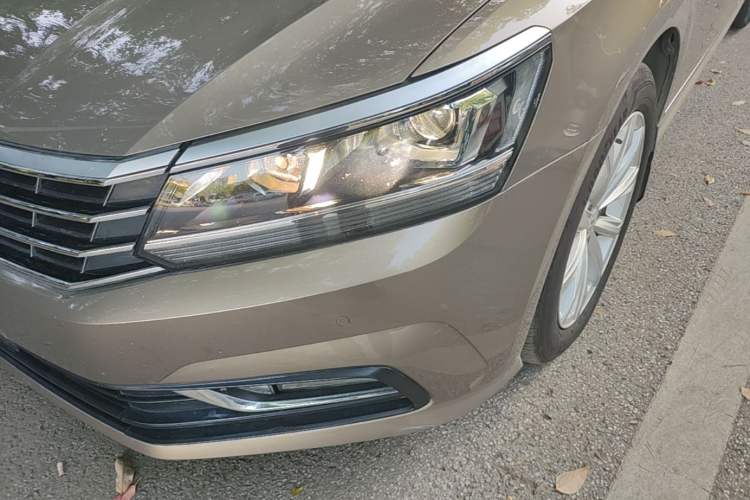 Used Volkswagen Passat 2017 280TSI DSG Luxury Edition Left Front Headlight