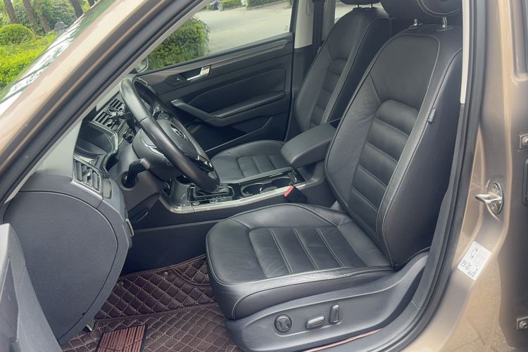 Used Volkswagen Passat 2017 280TSI DSG Luxury Edition Left Front Seat